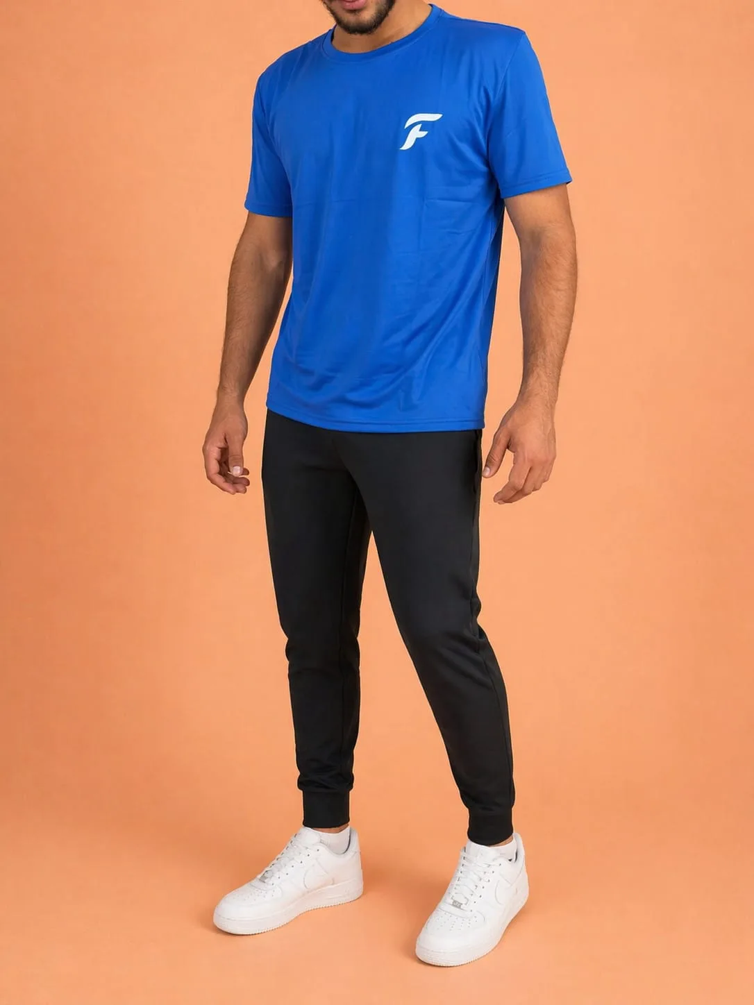 חולצת טי — תמונה 4