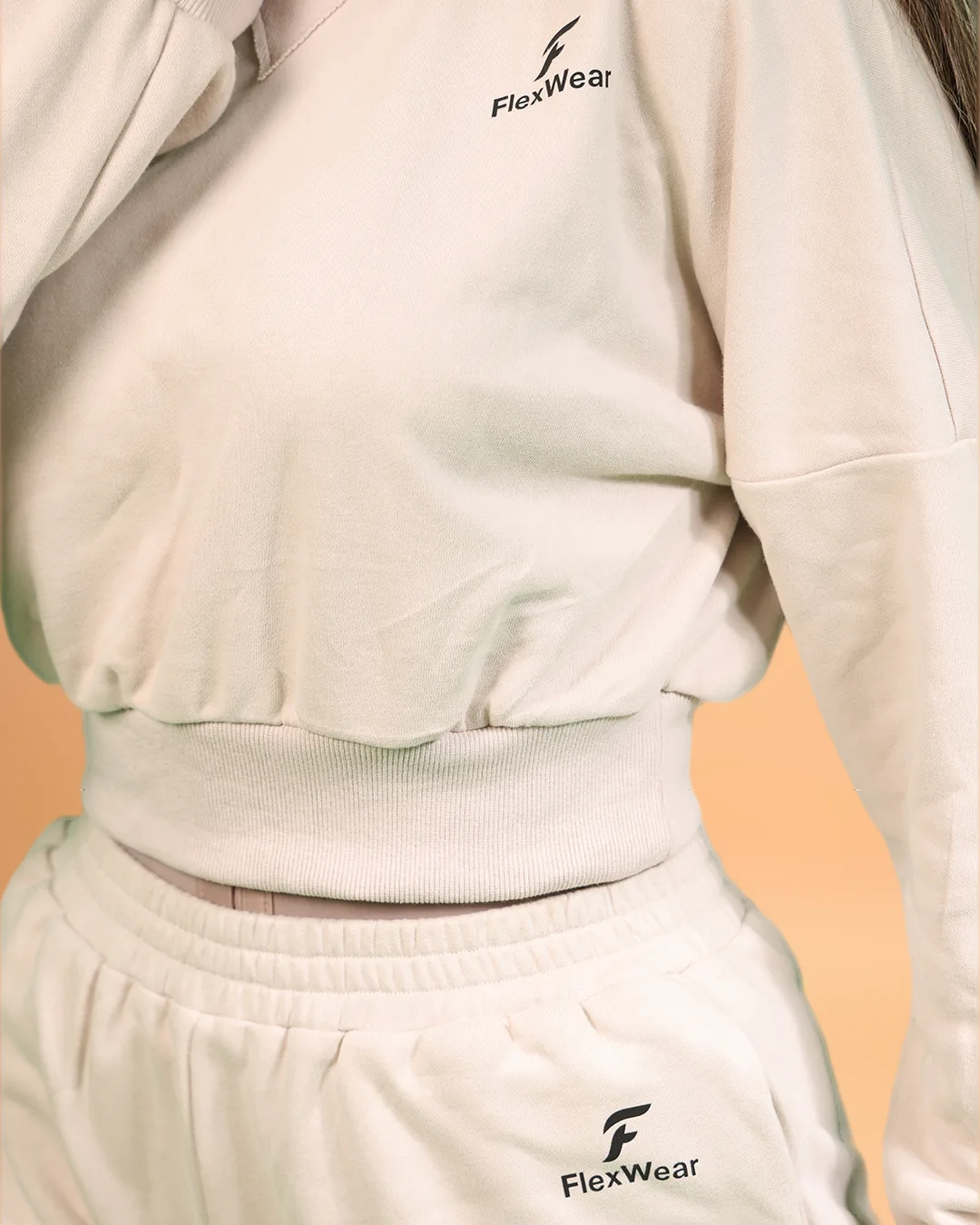 סט Motion Modest Hoodie — תמונה 5